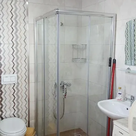 1+1 Furnished Flat With Pool Apartman